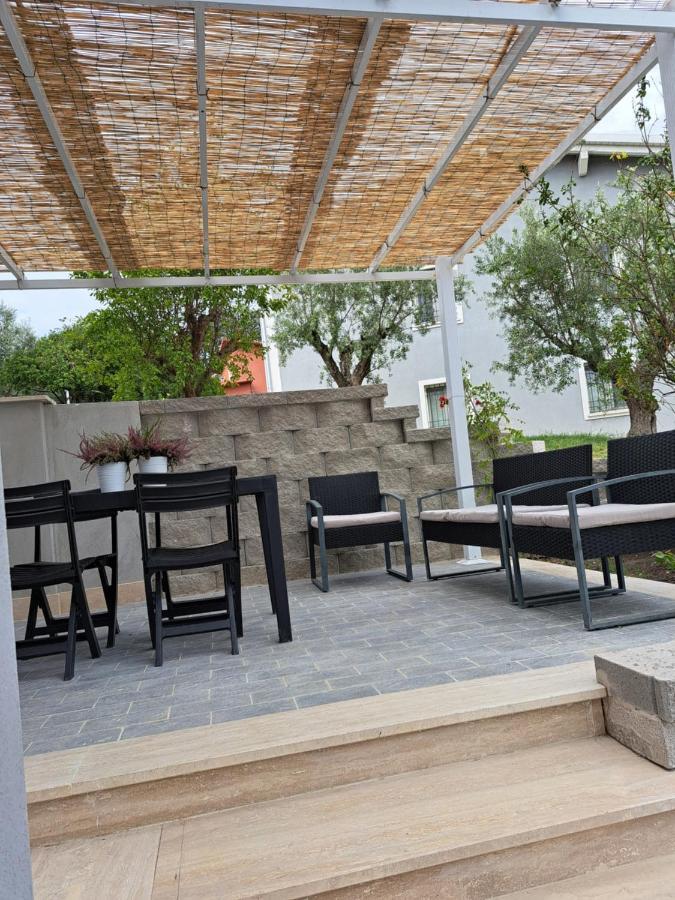 Villa The Green Door - Casa Vacanze Vicino A Roma Fonte Nuova Esterno foto